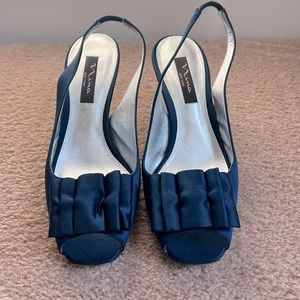 Nina NEW YORK Satin Peeptoe Pump with Ruffle Detail Mid Heel Slingback